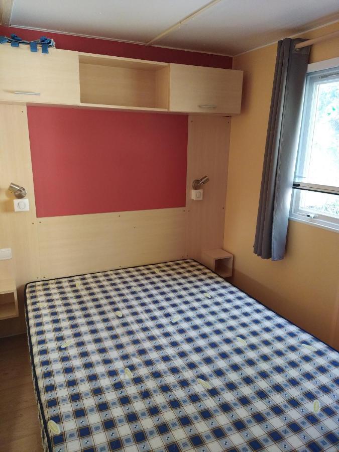 Camping Homair Domaine Des Iscles Mobil-Home Climatise Ла Рок д'Онтерон Екстериор снимка